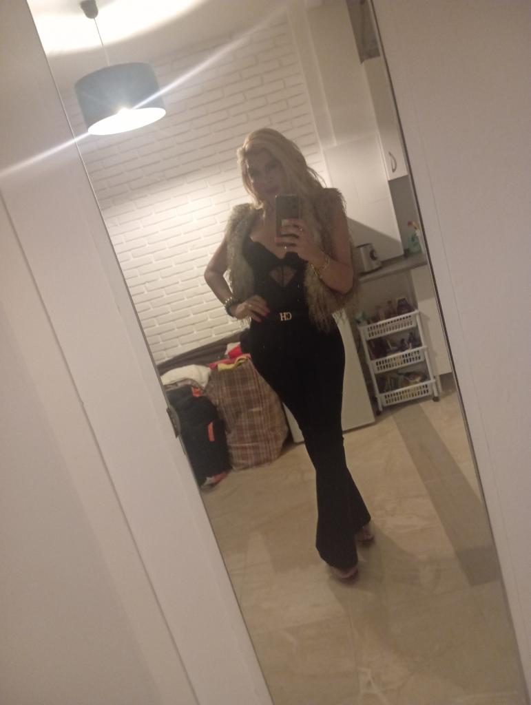 613815787: Transexual en Málaga