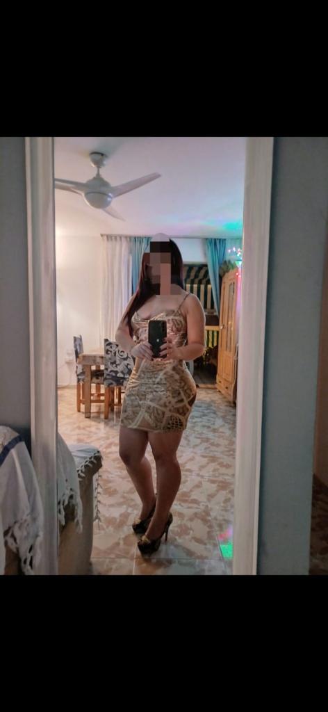 Chica busca chico en Tenerife: 