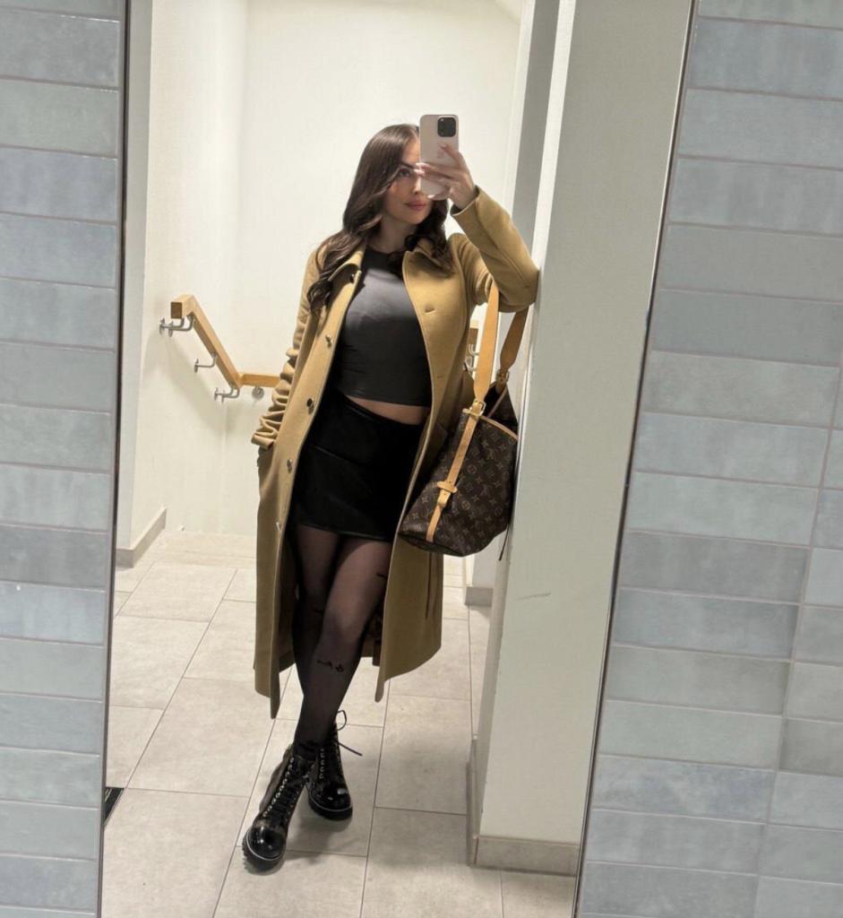 Chica busca chico en Almería: 