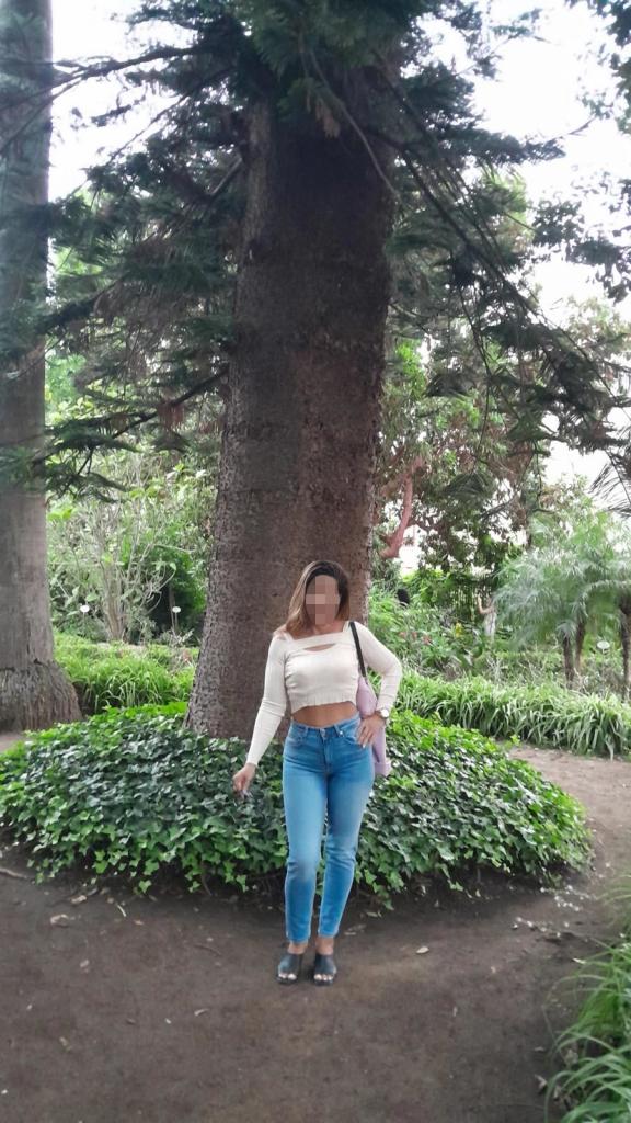 Chica busca chico en Tenerife: 