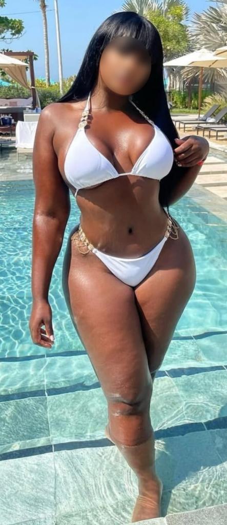 Chica busca chico en Granada: 