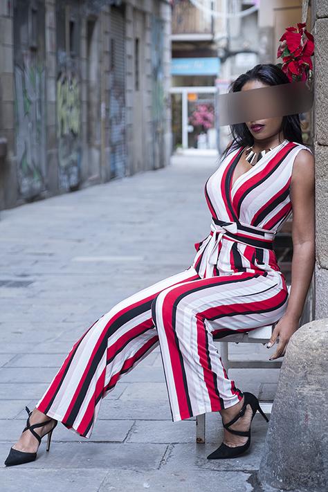 Chica busca chico en Barcelona: Chica busca chico