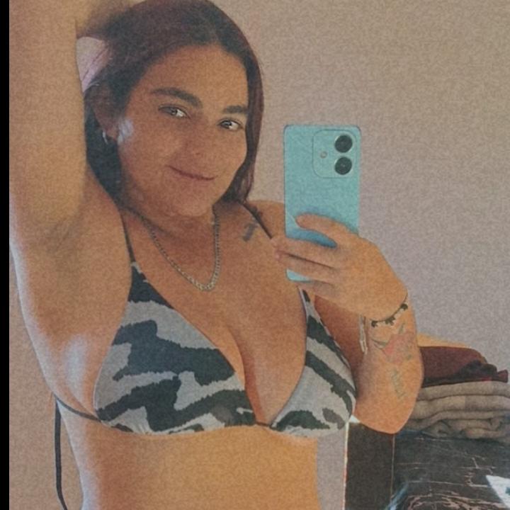 Chica busca chico en Tenerife: 