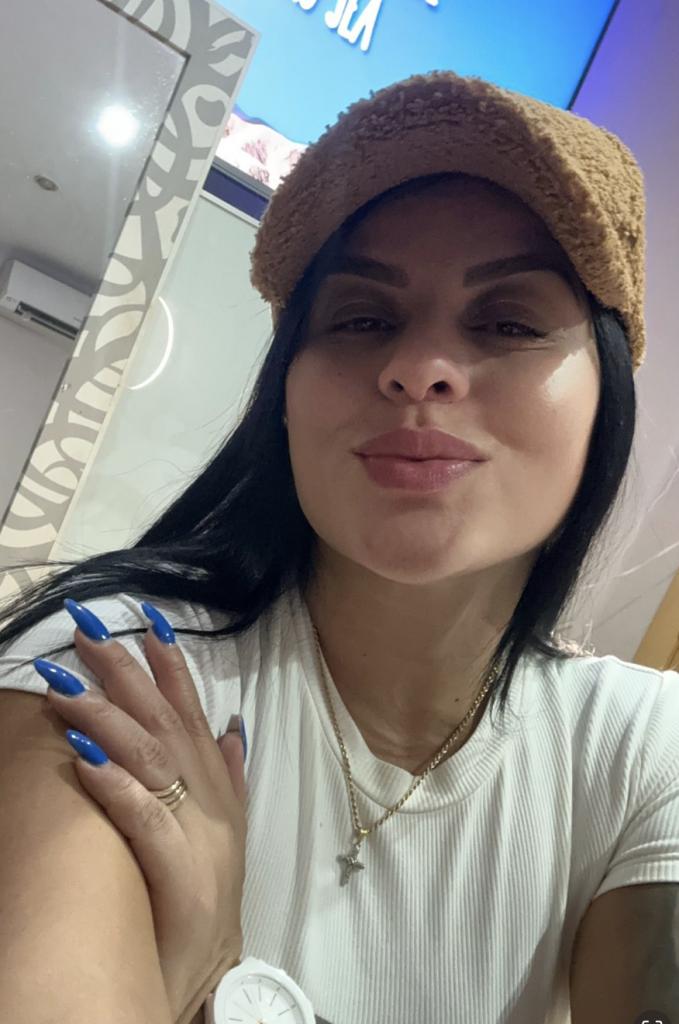 Chica busca chico en Tenerife: 