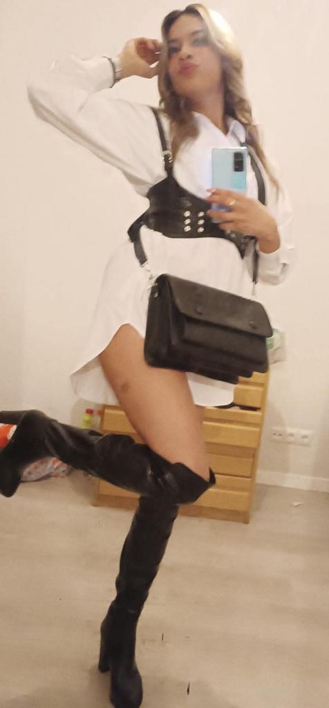 Chica busca chico en Alicante: 