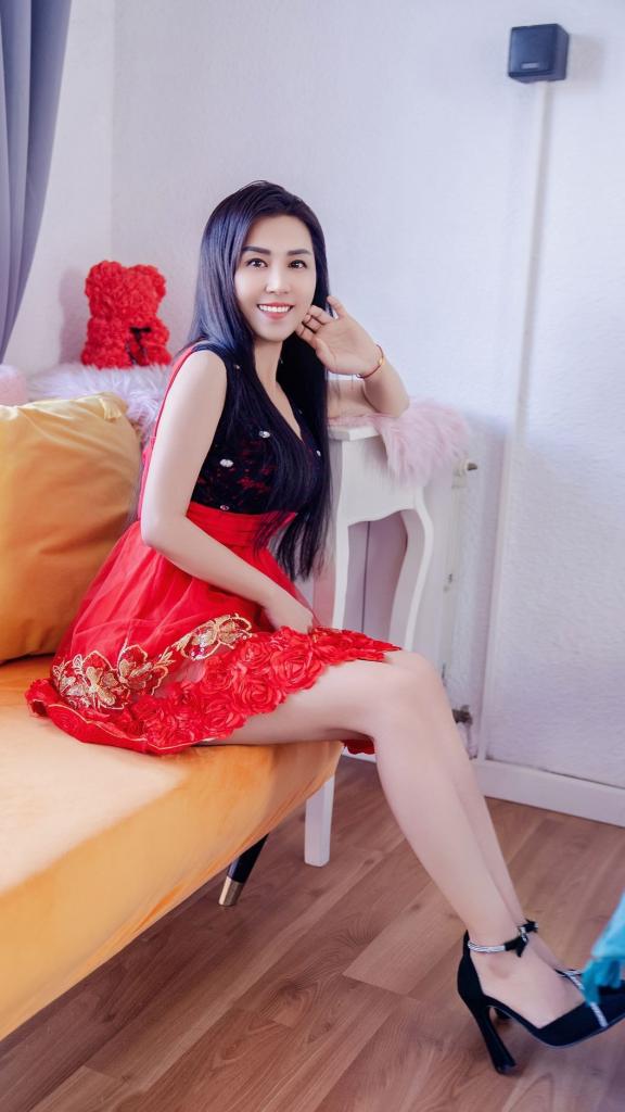 Chica busca chico en Gerona: Chica busca chico