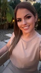 633368811: Chica busca chico en Sevilla