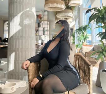 711200650: Chica busca chico en Barcelona