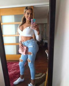 614040732: Transexual en Cádiz