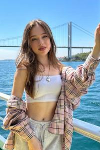 613606274: Chica busca chico en Málaga