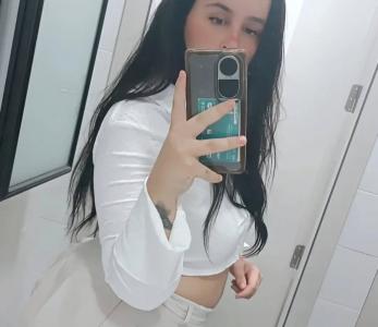 632268993: Chica busca chico en Barcelona