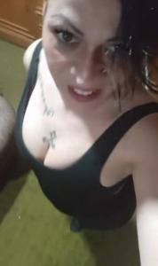 614902945: Chica busca chico en Pontevedra
