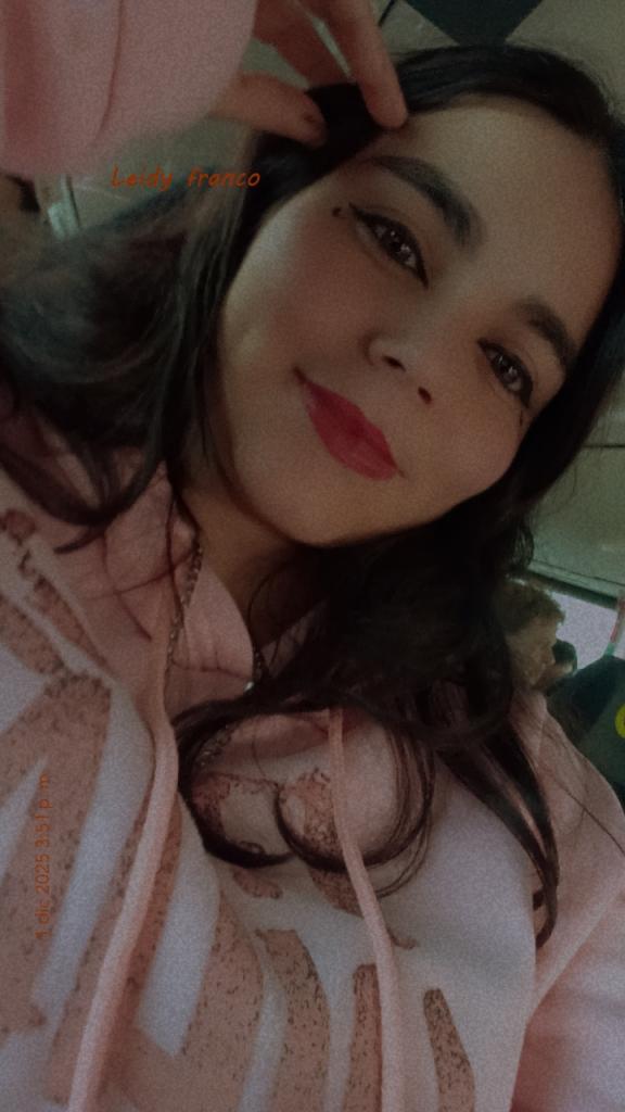 643764866: Chica busca chico en Tenerife