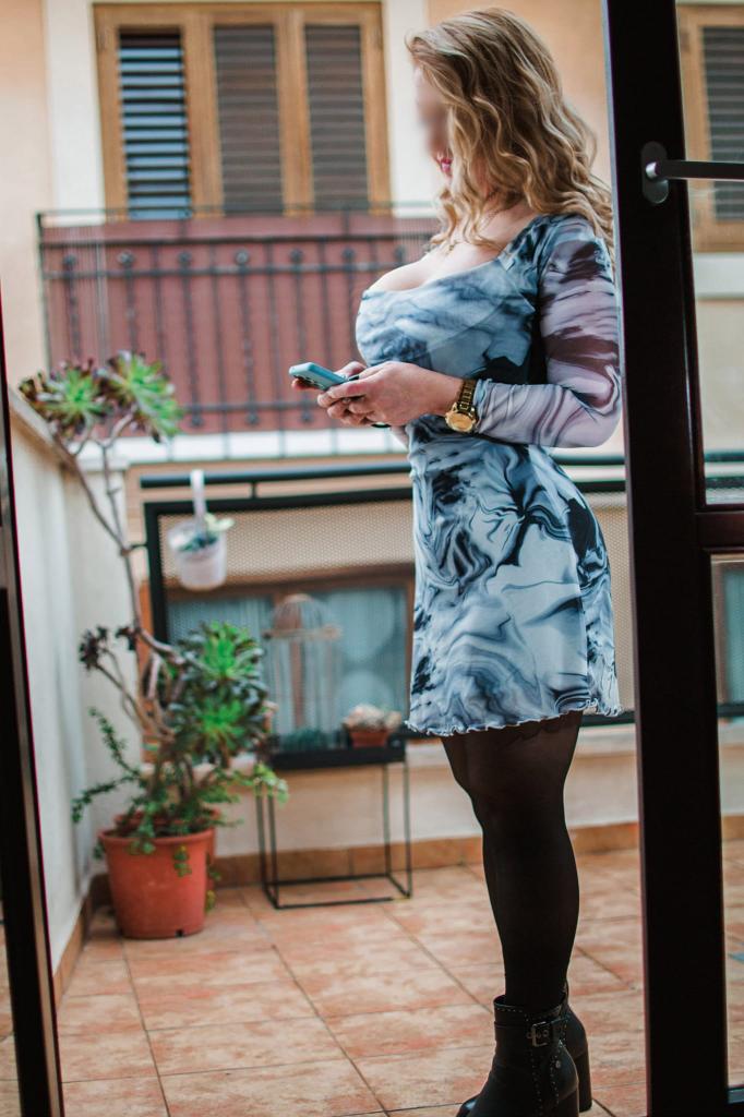 Chica busca chico en Murcia: 