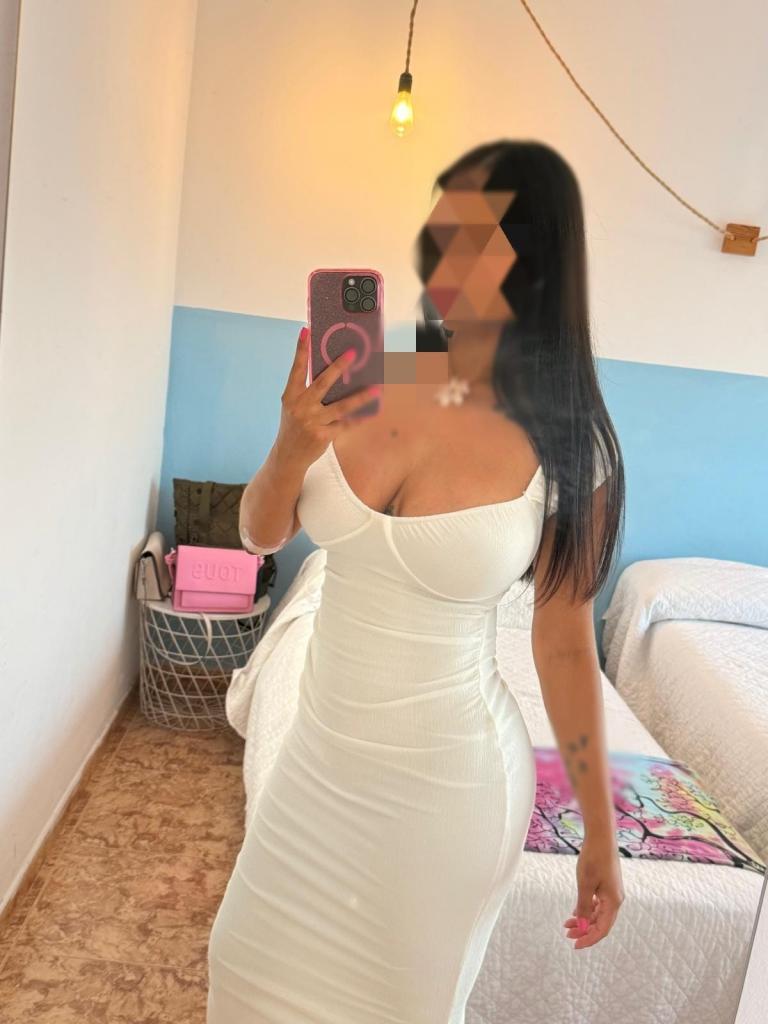 Chica busca chico en Granada: 