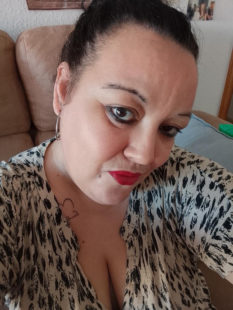 Chica busca chico en Sevilla: 