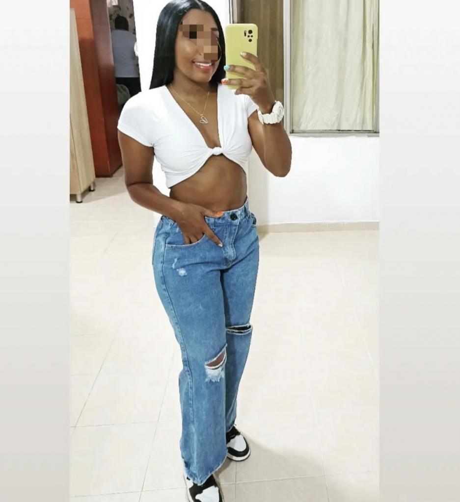 Chica busca chico en Tenerife: 