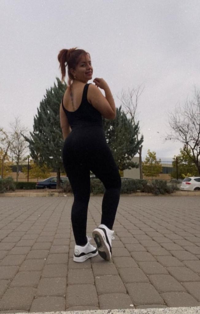 Chica busca chico en Tenerife: 