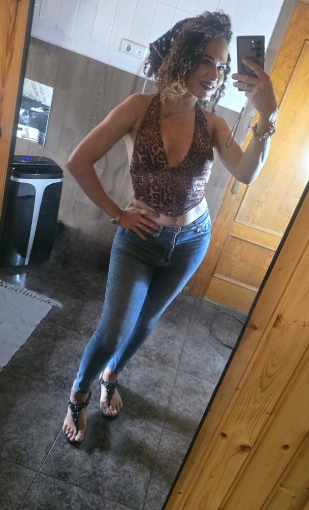 665434946: Transexual en Tarragona