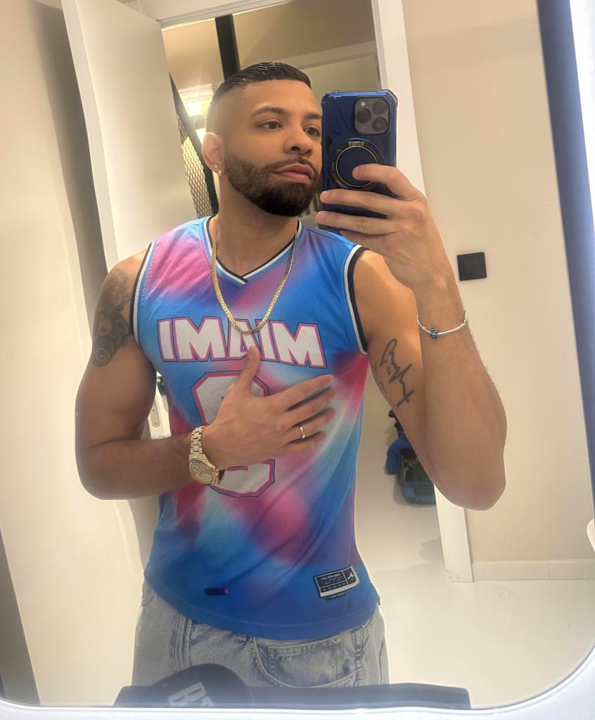 Chico busca chica en Valencia: 