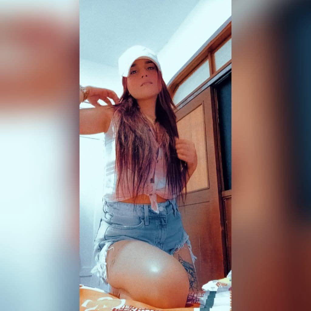 Chica busca chico en Cantabria: Chica busca chico