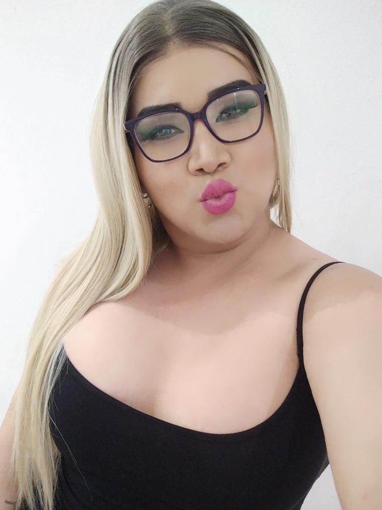 613435056: Travesti en Cádiz