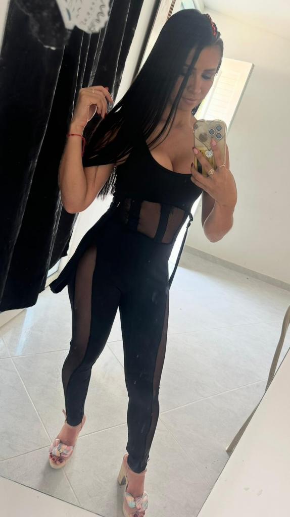 666749441: Chica busca chico en Ceuta