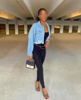 663195950: Chica busca chico en Tarragona