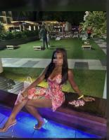 642772173: Chica busca chico en Barcelona