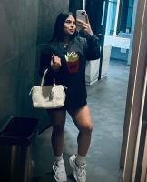 607644561: Chica busca chico en Murcia