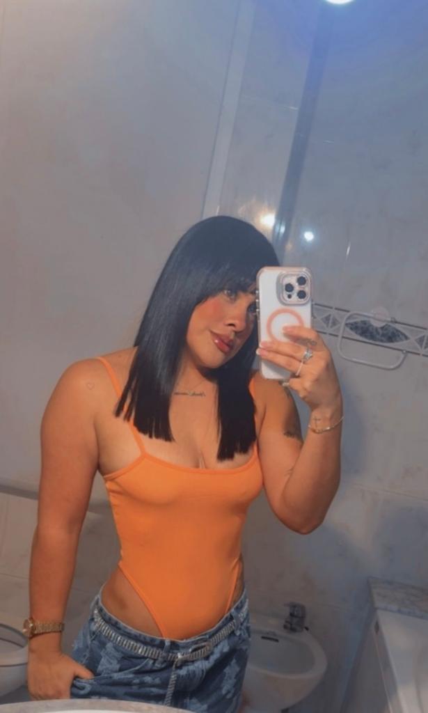 Chica busca chico en Almería: 