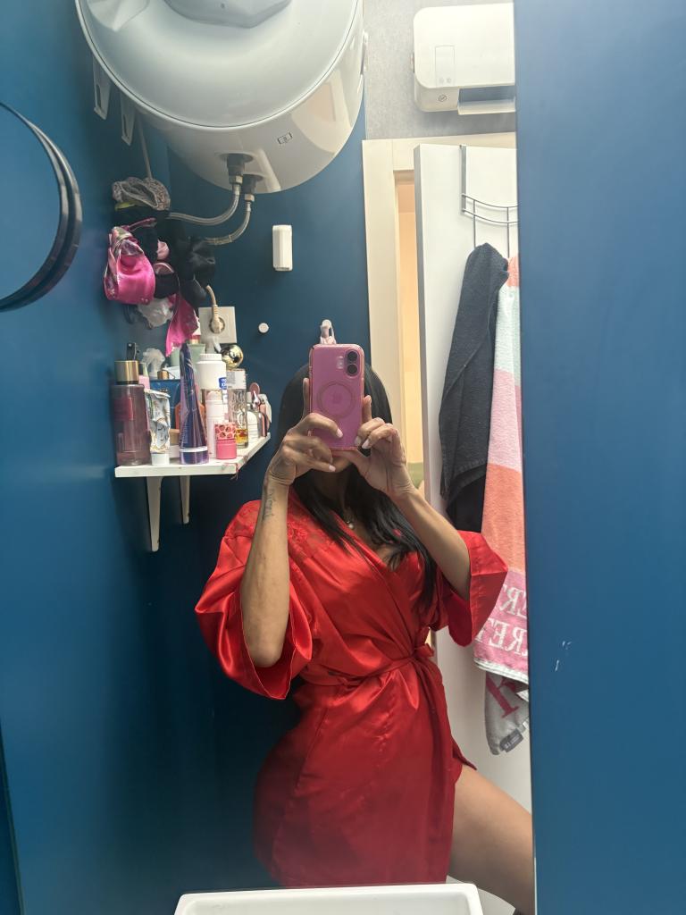 Chica busca chico en Alicante: 