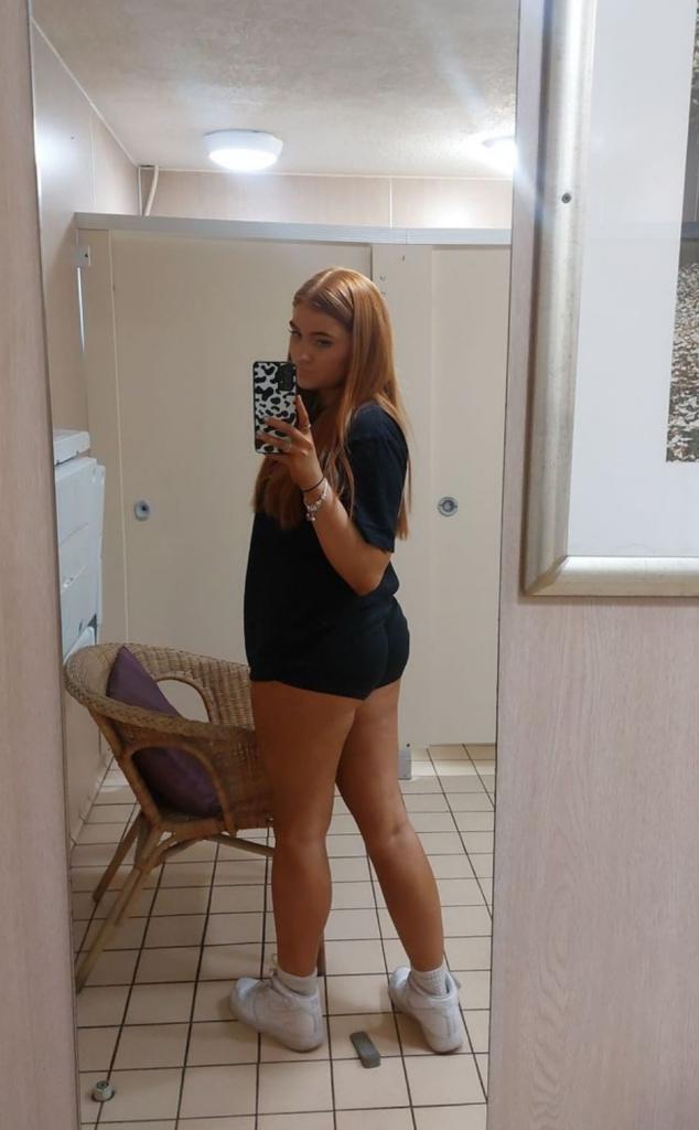 Chica busca chico en Granada: 