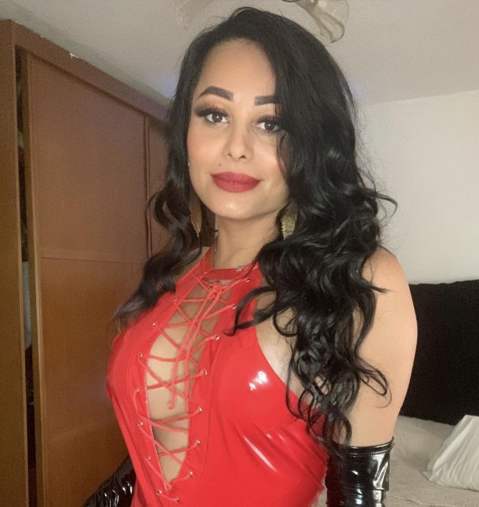 631853837: Transexual en Valencia