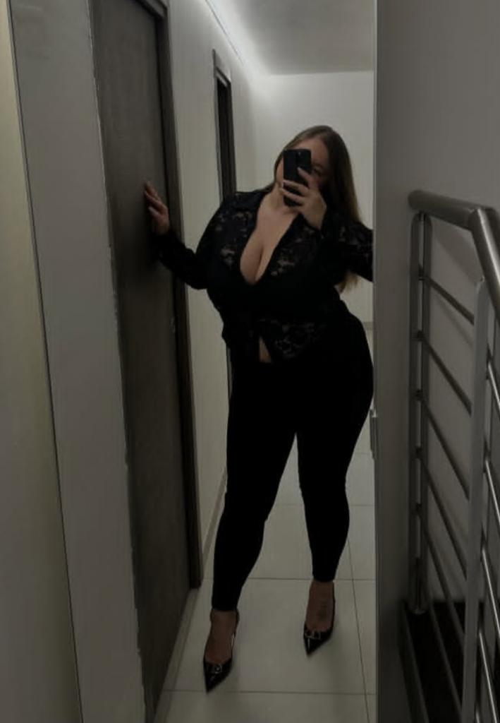 Chica busca chico en Pontevedra: 