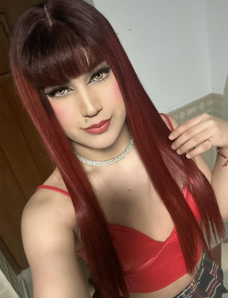 613737084: Travesti en Cáceres
