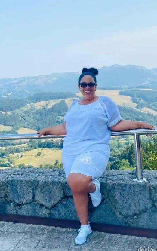 678956497: Chica busca chico en Barcelona