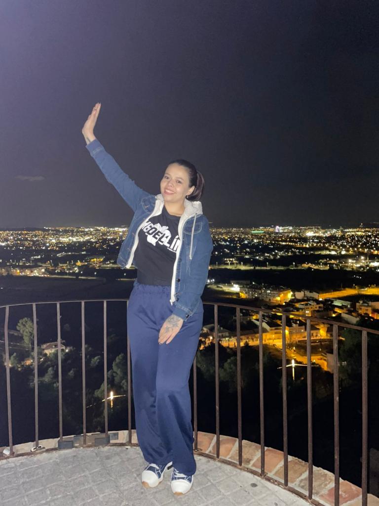 602053089: Chica busca chico en Murcia