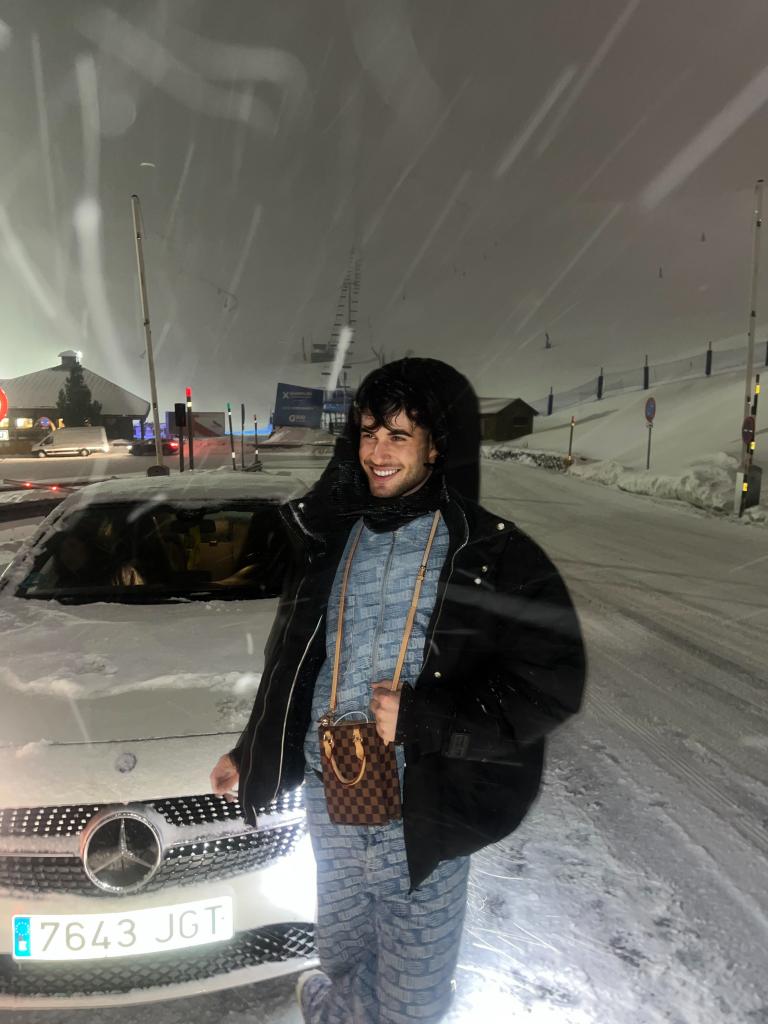 Chico busca chica en Zaragoza: 