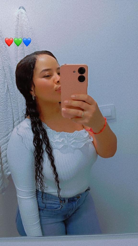 Chica busca chico en Cádiz: 