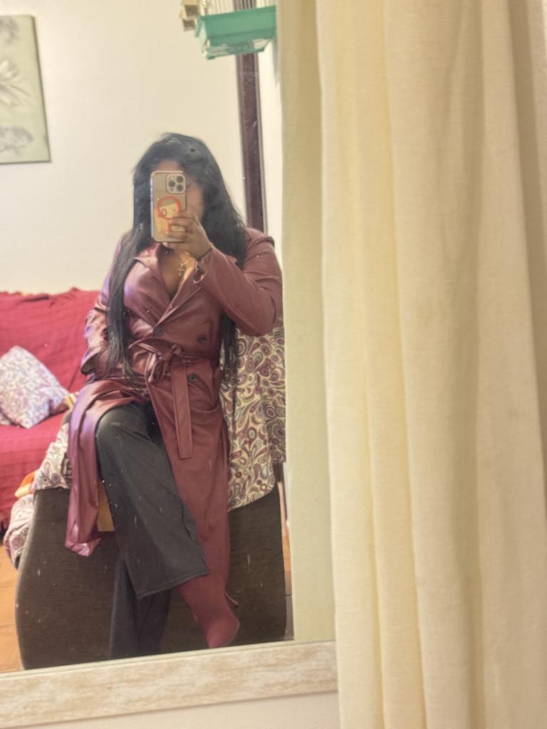 Chica busca chico en Huelva: 