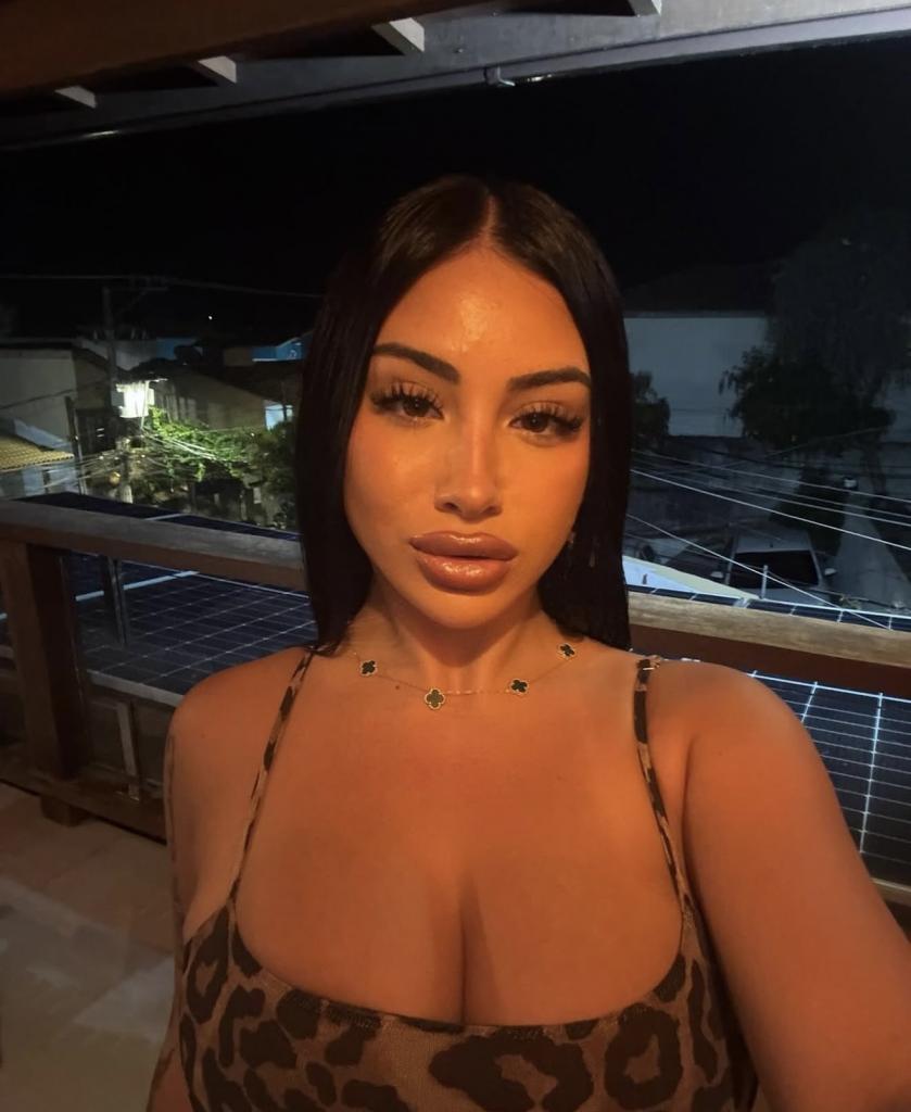 Chica busca chico en Granada: 