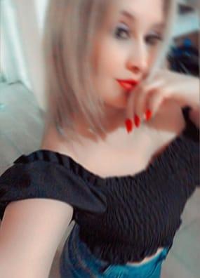 Chica busca chico en Almería: 