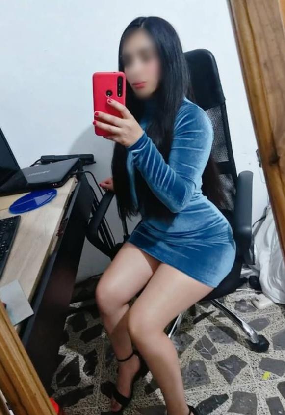 Chica busca chico en La Coruña: Chica busca chico