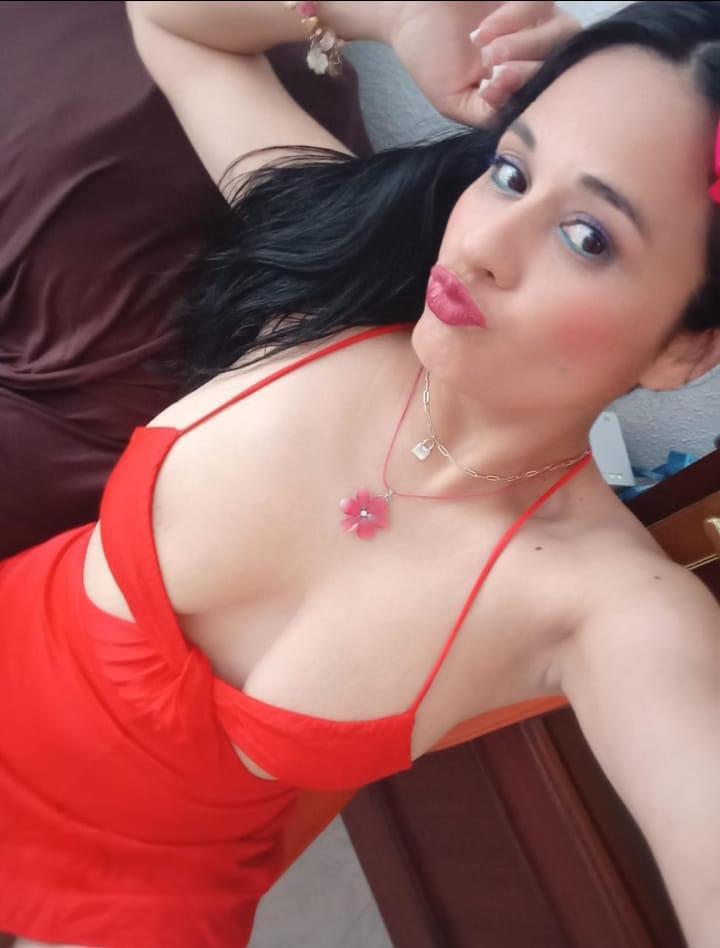 643625291: Chica busca chico en Navarra