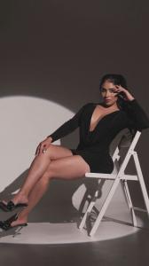 682400064: Chica busca chico en Barcelona