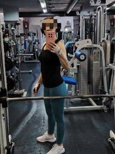 623499980: Chica busca chico en Cádiz