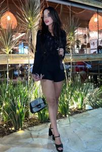 612240375: Chica busca chico en La Coruña