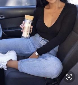 613926530: Chica busca chico en La Coruña