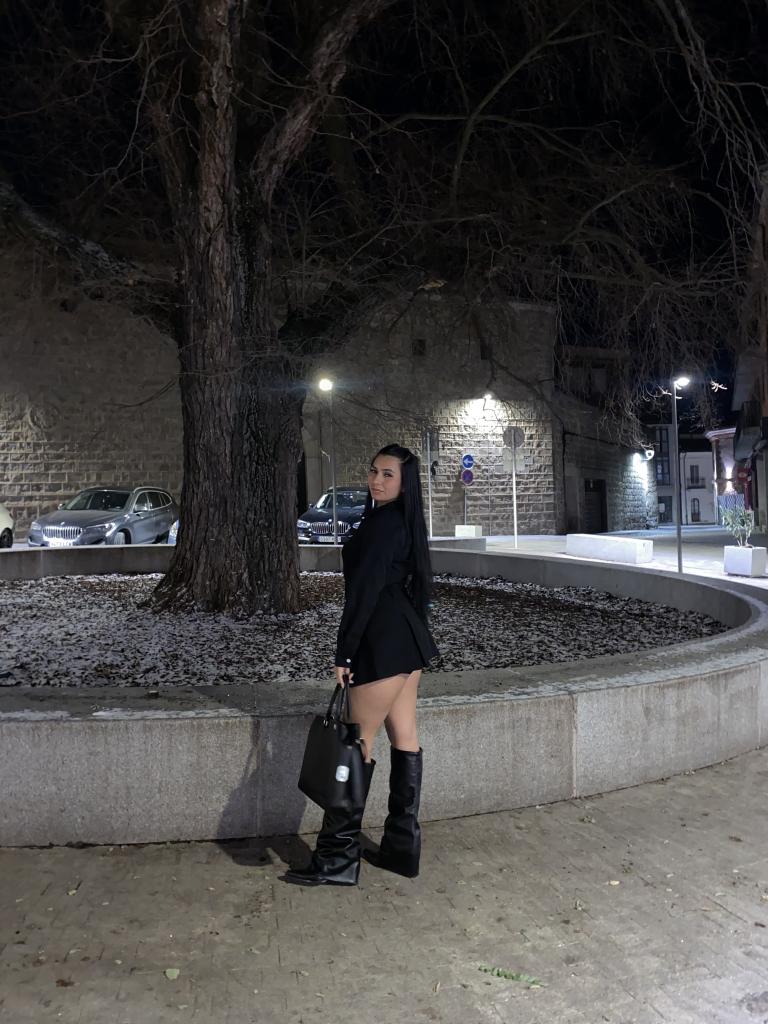 Chica busca chico en Ávila: 